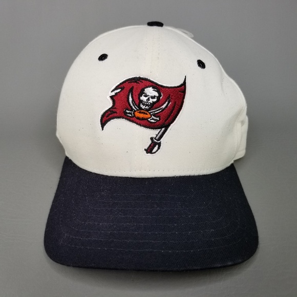 New Era Other - VTG Tampa Bay Buccaneers New Era Snapback Hat M/L